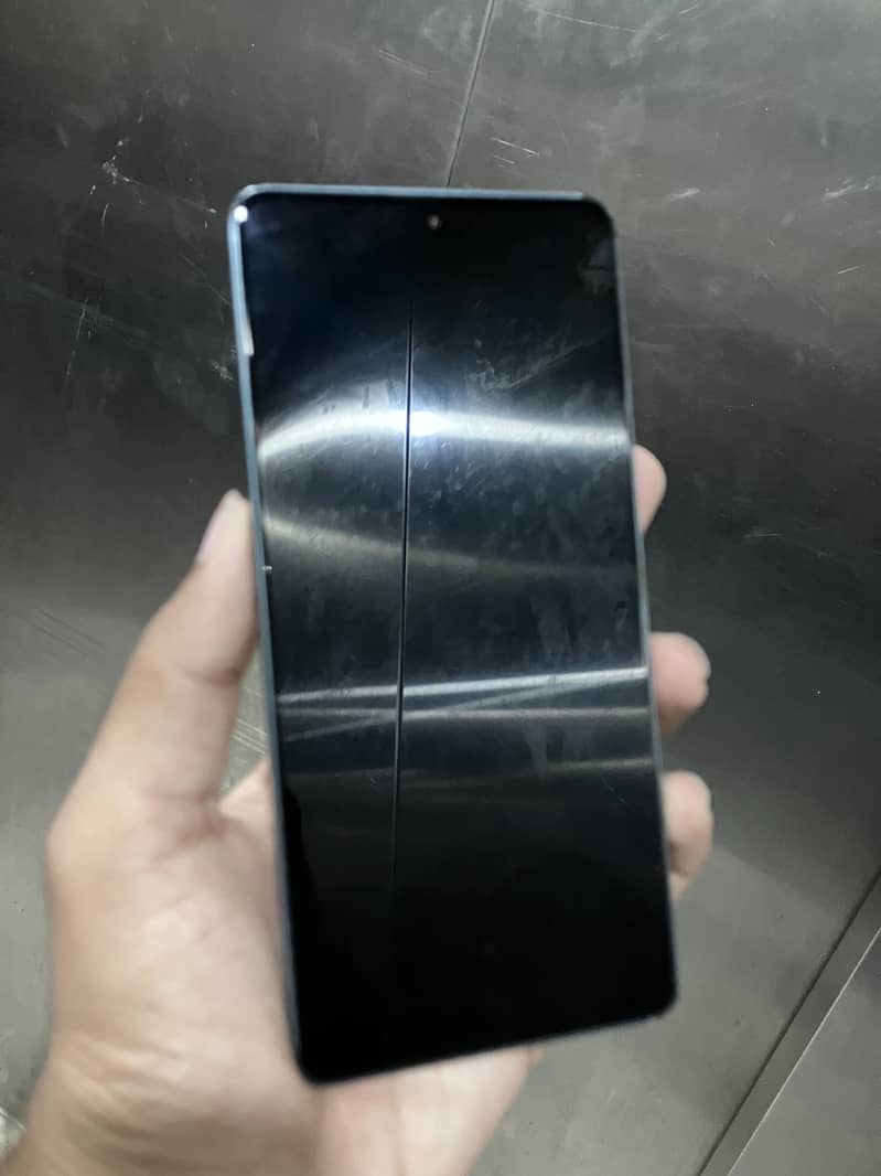 REDMI NOTE 13 pro 0