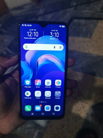 Phone selling 8/256 with complete box