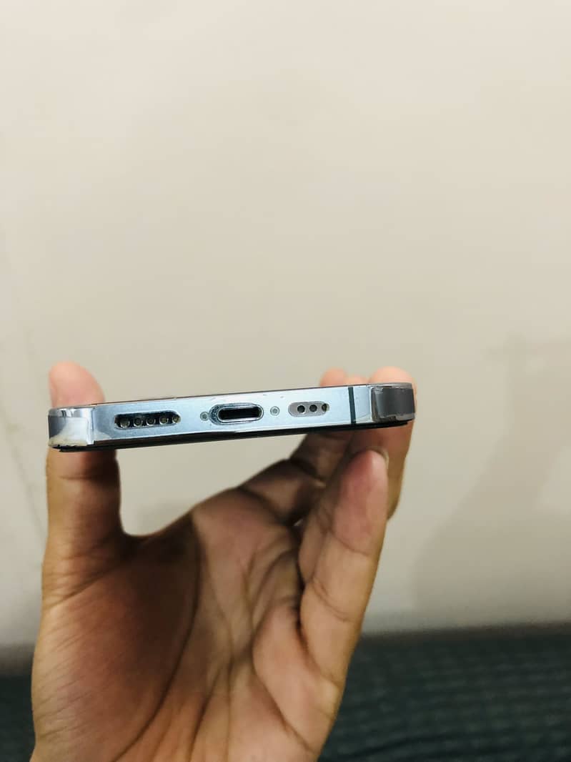 Apple iPhone 13 Pro 3
