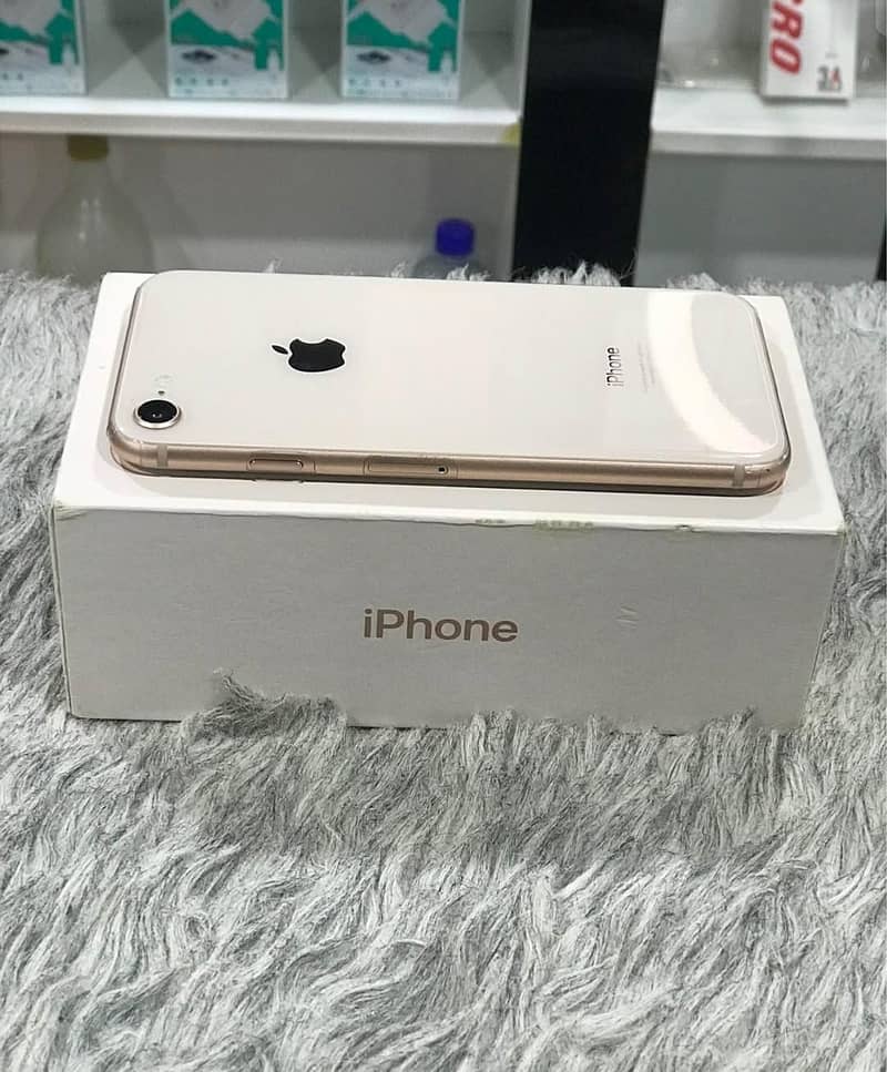 Apple iPhone 8 5