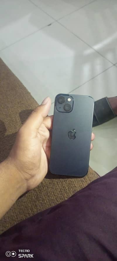 Apple iPhone 13