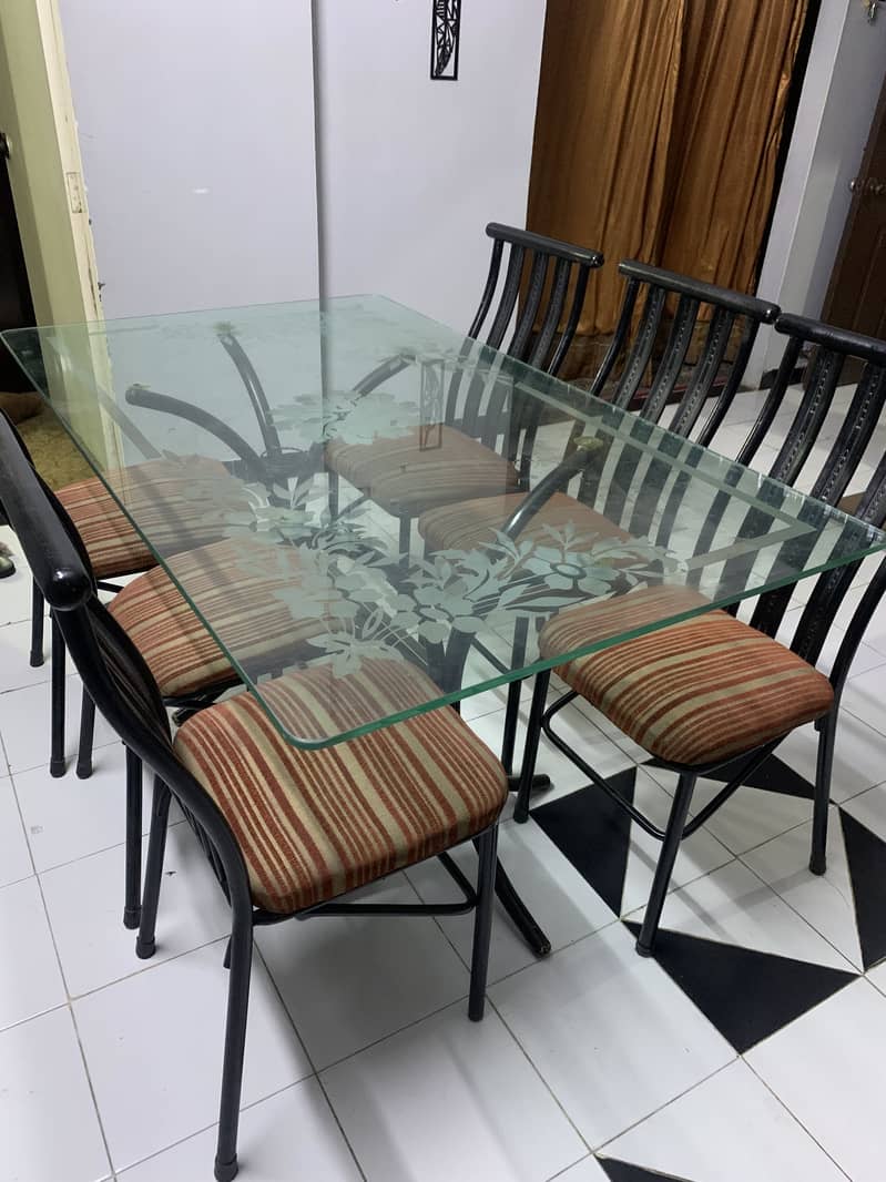 Dining table 4