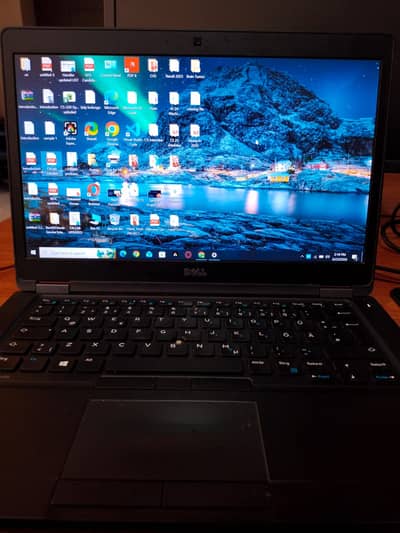 DELL Powerful Core i7 Laptop – 16GB RAM – 2.9GHz