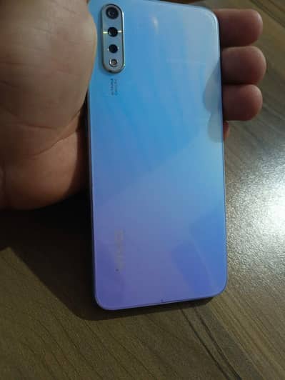 Vivo S1