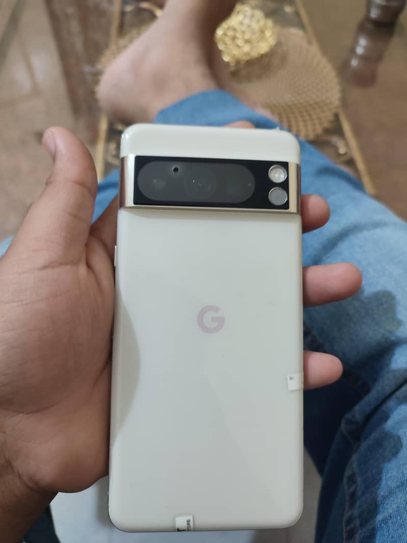 Google Pixel 8 Pro 1