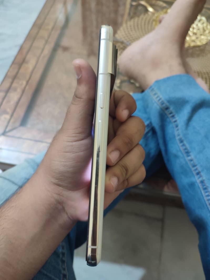 Google Pixel 8 Pro 2