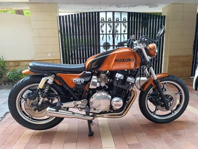 Suzuki GSX-750