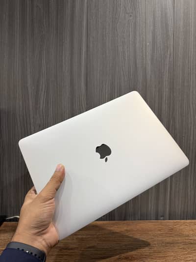 Macbook Pro 2020 32/512