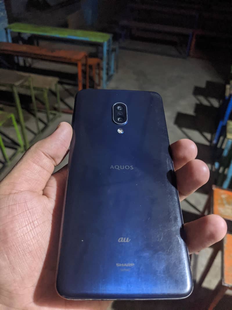 Sharp Aquos Zero 2 1