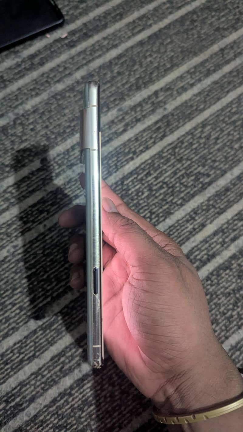Google Pixel 7 Pro 2