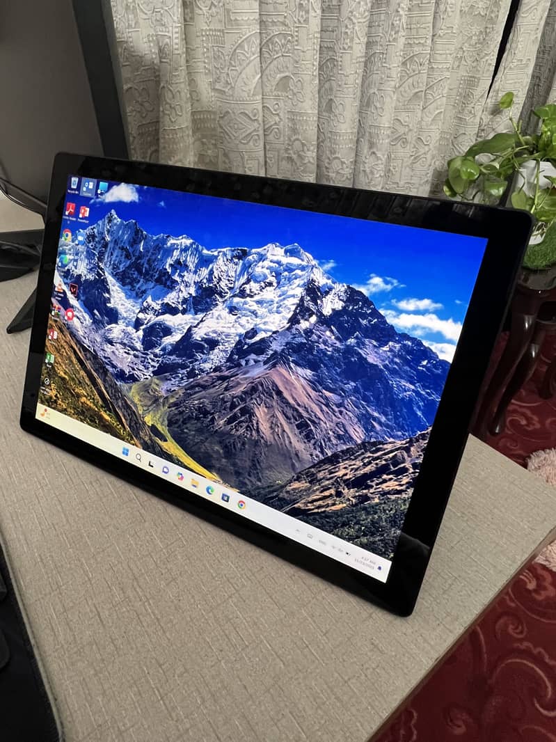 Microsoft Surface 7 Pro 8