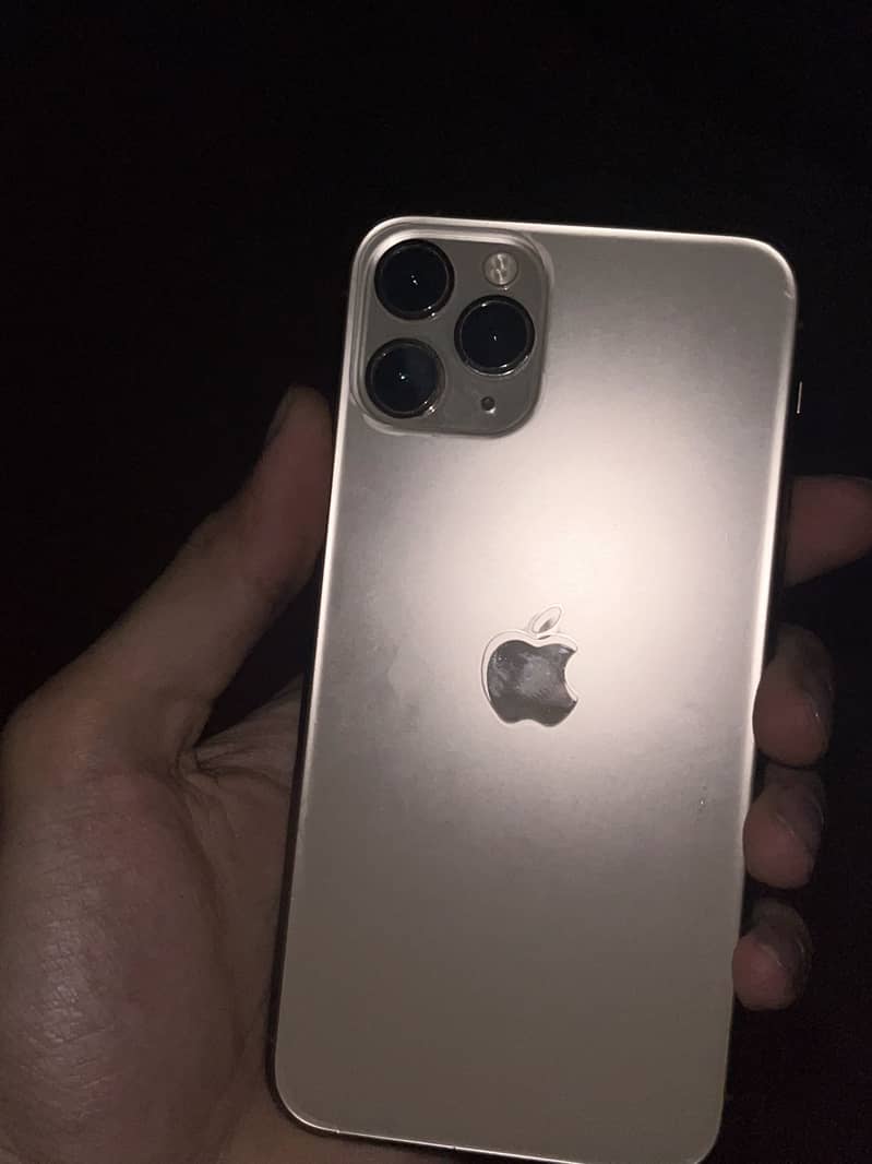 Apple iPhone 11 Pro 1