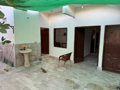 200 gazz 3 BED D/D PORTION FOR RENT IN BLOCK 13-A, GULSHAN E IQBAL