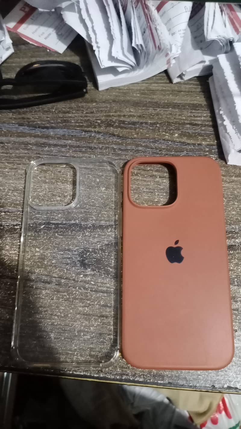Apple iPhone 16 Pro Max 5