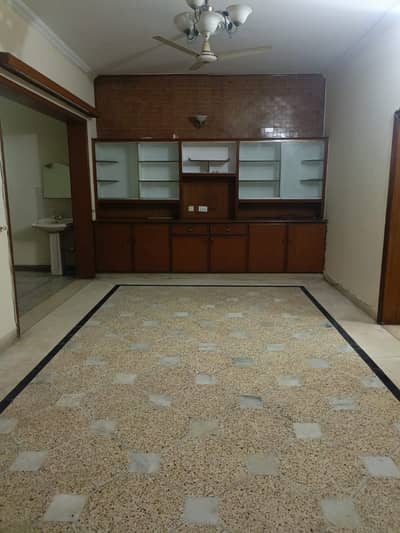 08 MARLA HOUSE FOR FAMILIES FOR RENT IN JOHAR TOWN LAHORE