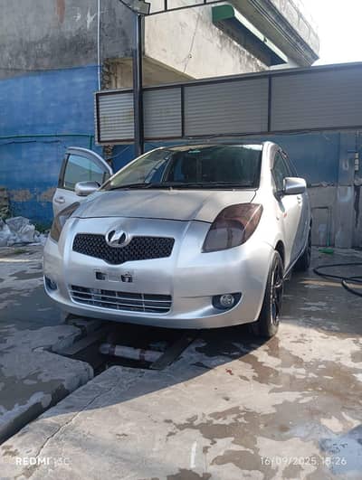 Toyota Vitz 2007