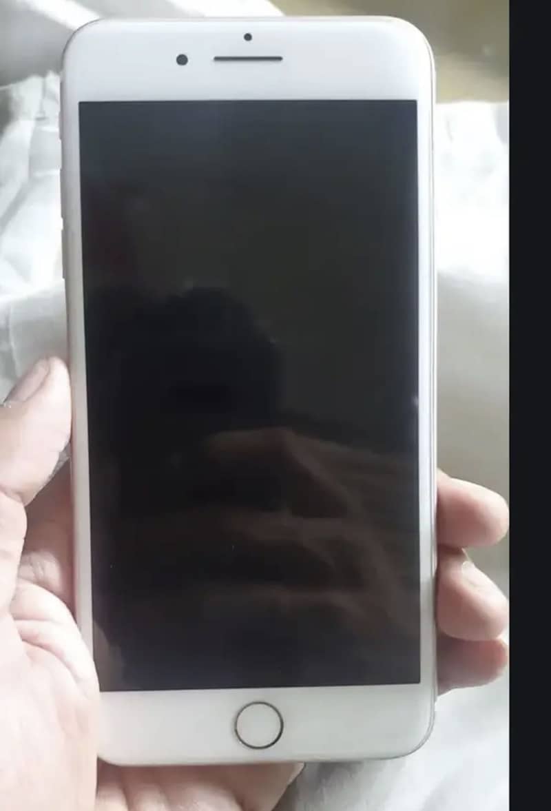 Apple iPhone 7 Plus 3