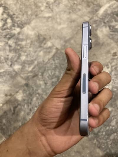Apple iPhone 14