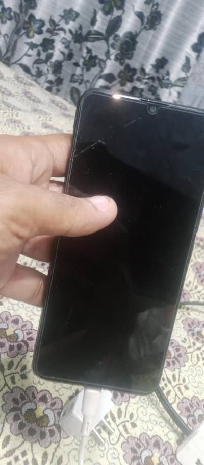infinix hot 8 4gb 64gb board dead hai panel. orginal. hai or 100%ok. hai