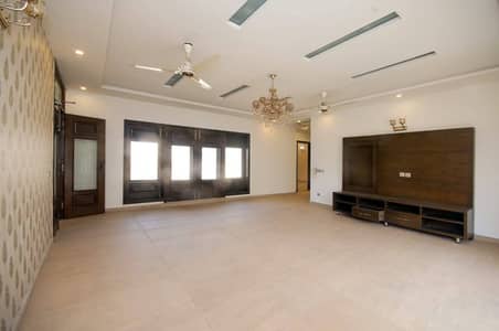 1 Kanal Beautifully designed Lavish house With Basement For Rent In DHA Phase 7 Lahore.