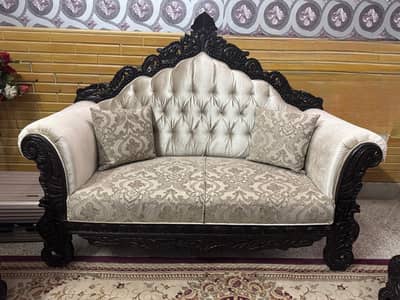 7 seater solid wooden Sindhi-Chinioti sofa