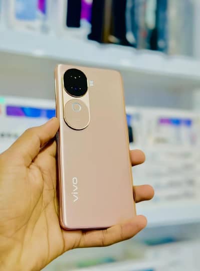 Vivo V40e