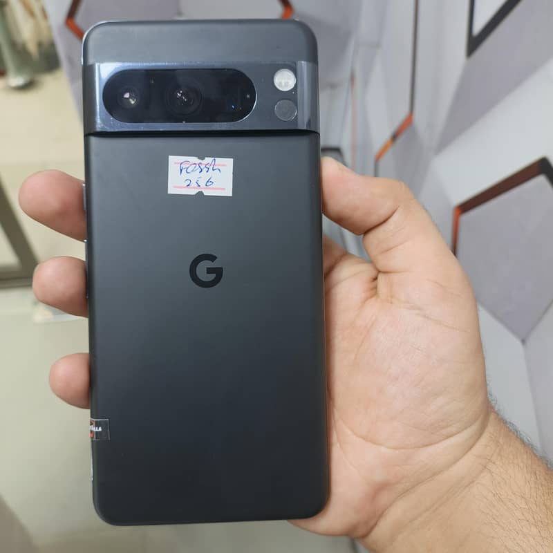 Google Pixel 8 Pro 1