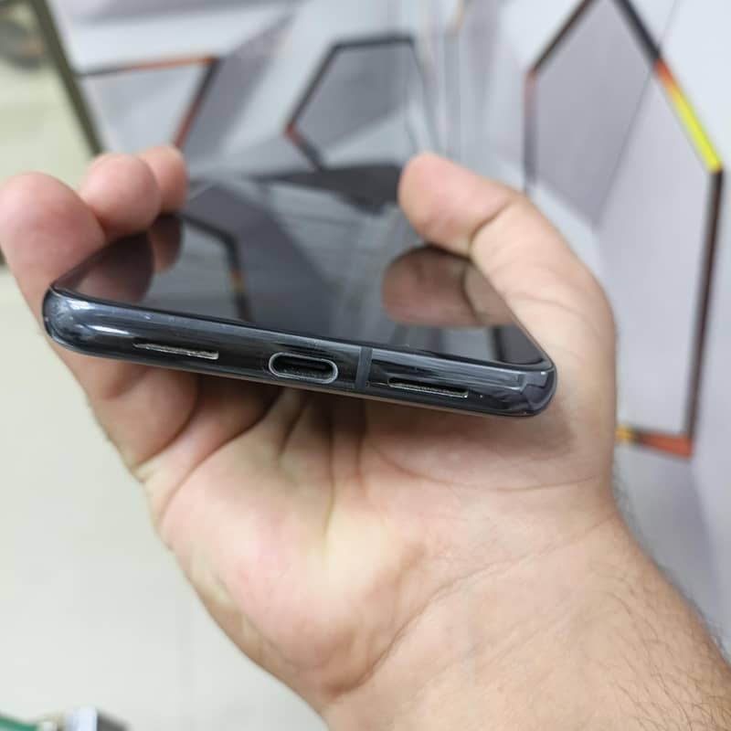 Google Pixel 8 Pro 3
