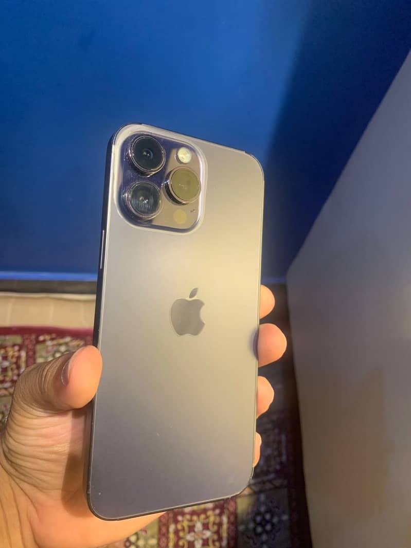 Apple iPhone 14 Pro Max 0