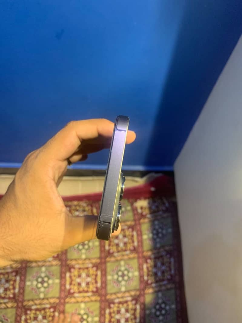 Apple iPhone 14 Pro Max 2