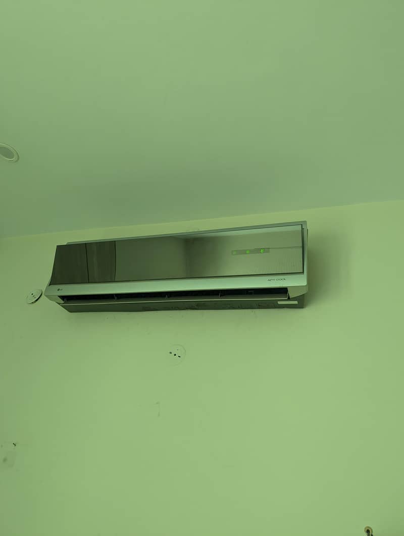 LG split ac MODEL art cool 1