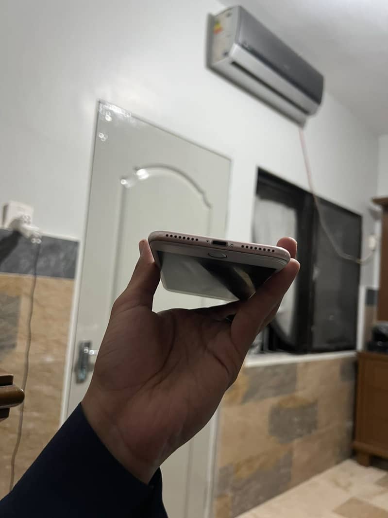 Iphone 7plus 4