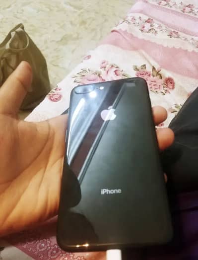 Apple iPhone 8 Plus