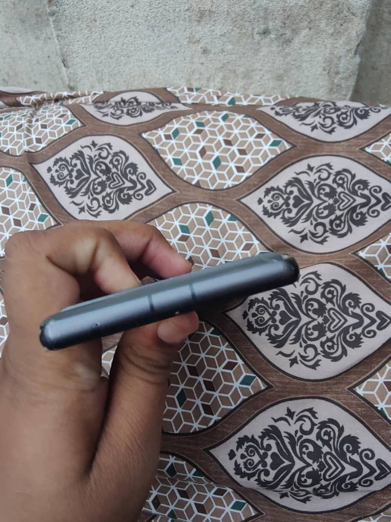 Google Pixel 7a 2