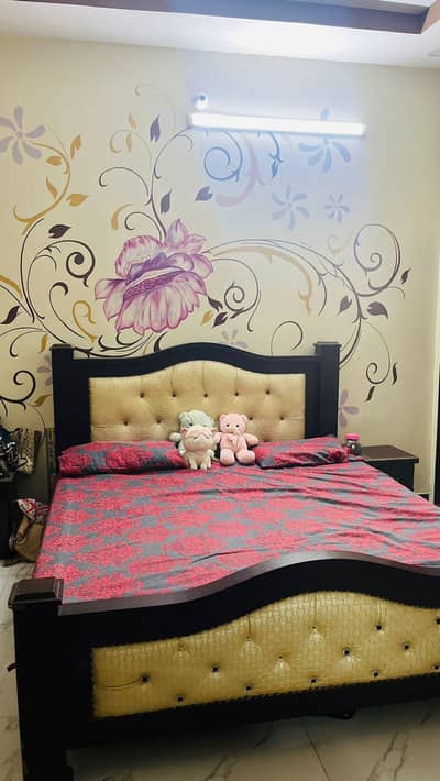 Bed Set with Dressing table