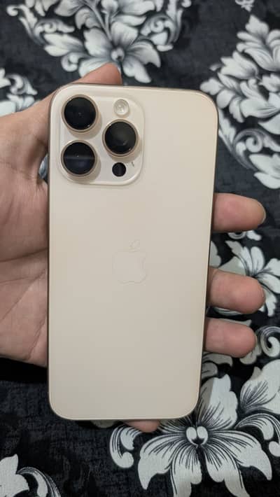 Apple iPhone 16 Pro Max