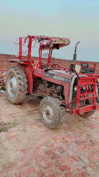 Massey Ferguson 240/MF 240
