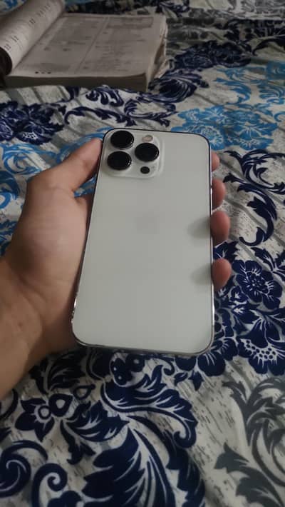 Apple iPhone 13 Pro