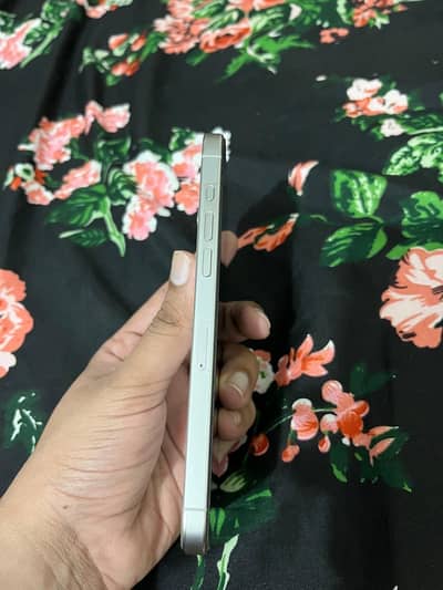 Apple iPhone 15 Pro Max (256GB) White Titanium PTA Approved