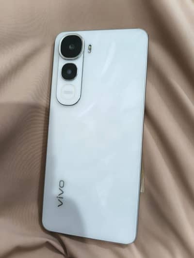 Vivo Y400