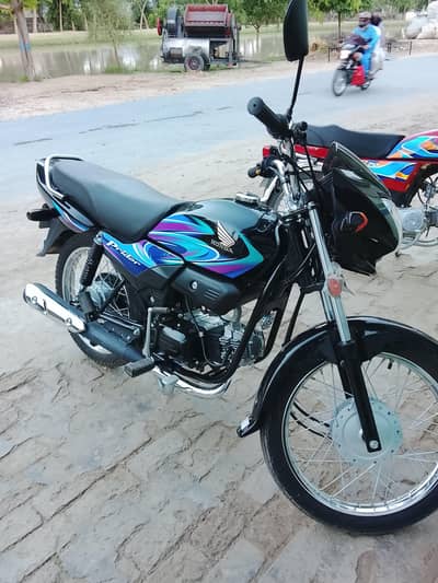 Honda pridor