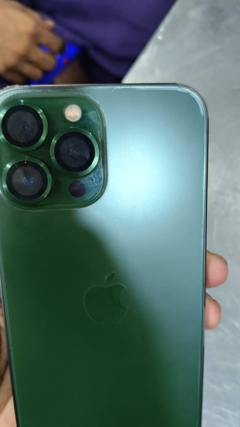 Apple iPhone 13 Pro Max 5