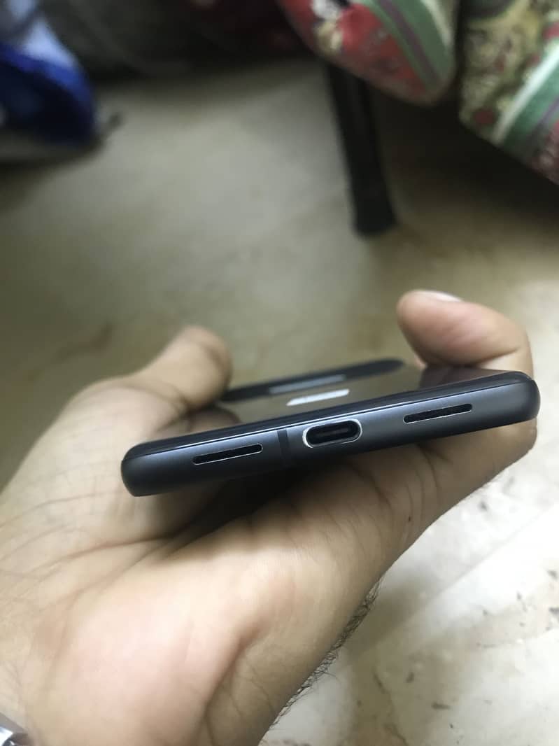 Google Pixel 7 4