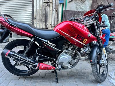 YAMAHA YBR G