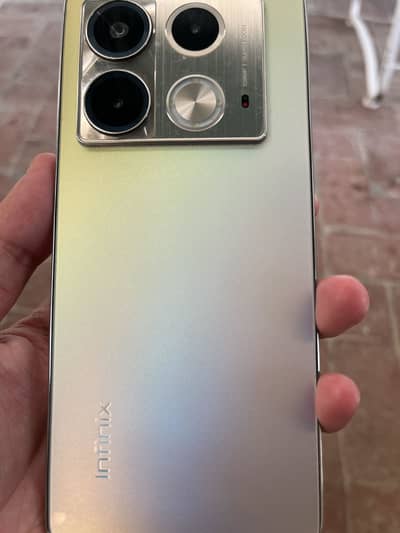 Infinix Note 40