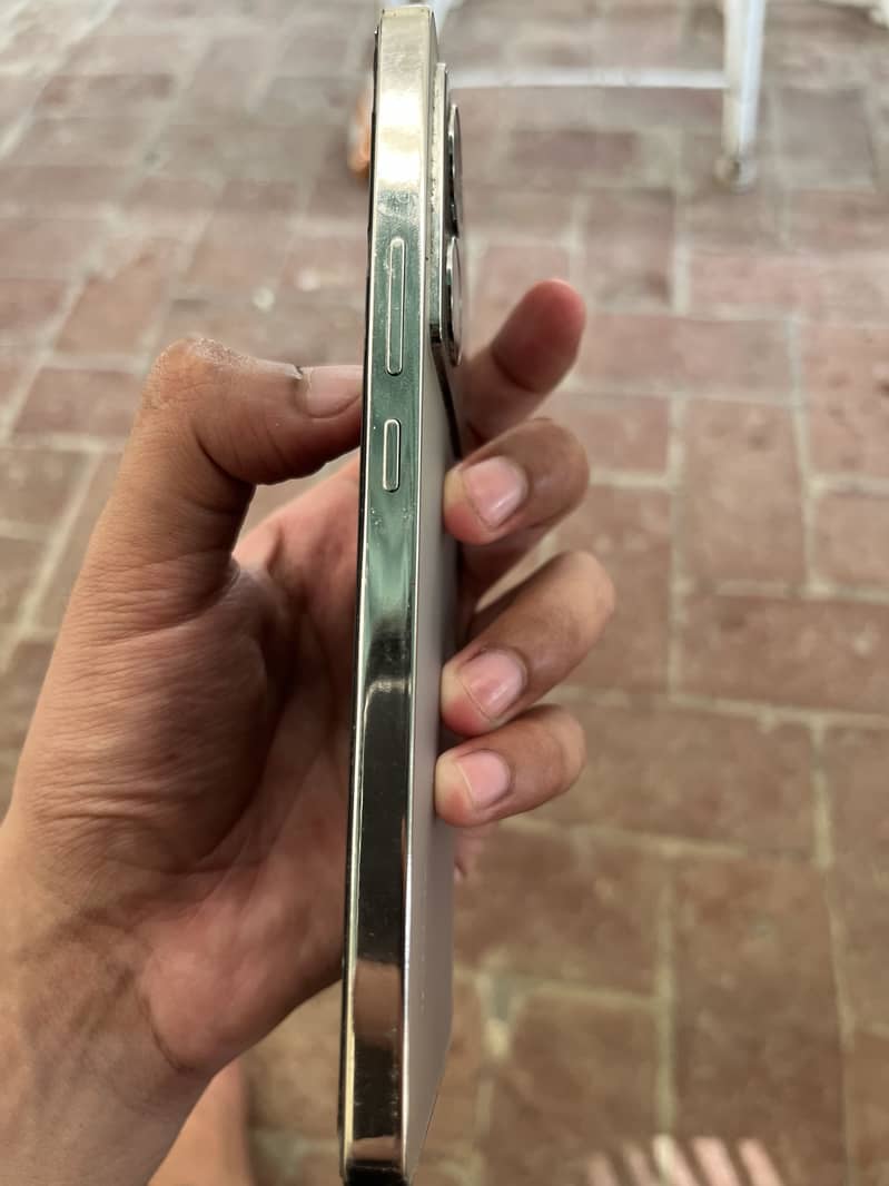 Infinix Note 40 2