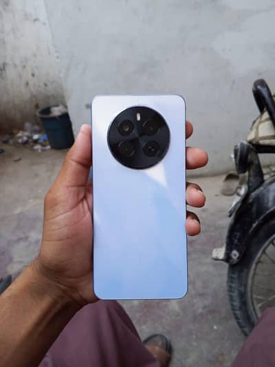 Realme 12