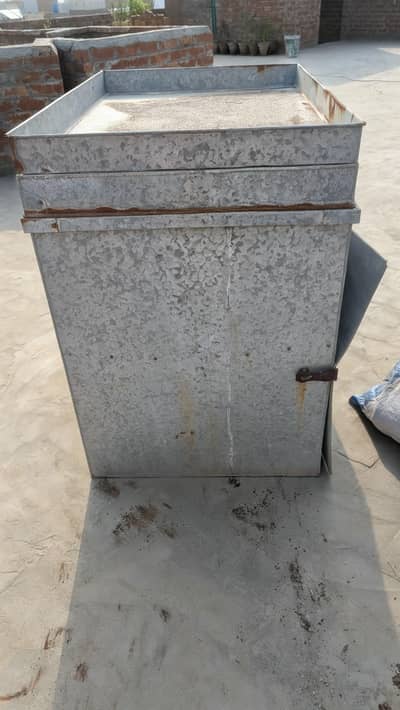 Motorcycle Supply Delivery Box / Salesman Peti