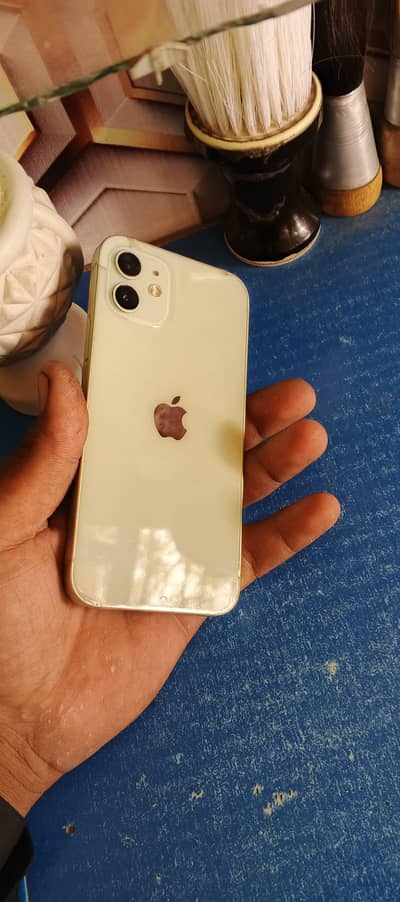 ( I phone 12 JV )green colour hai