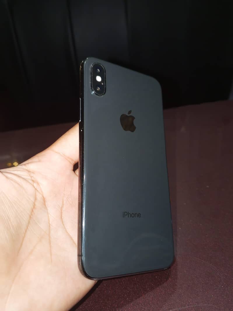 Apple iPhone X 1